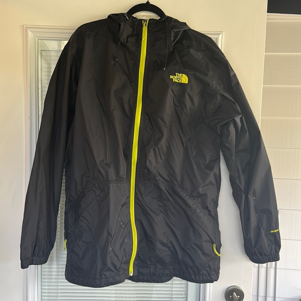 Men’s Large Lightweight North Face Rain Jacket